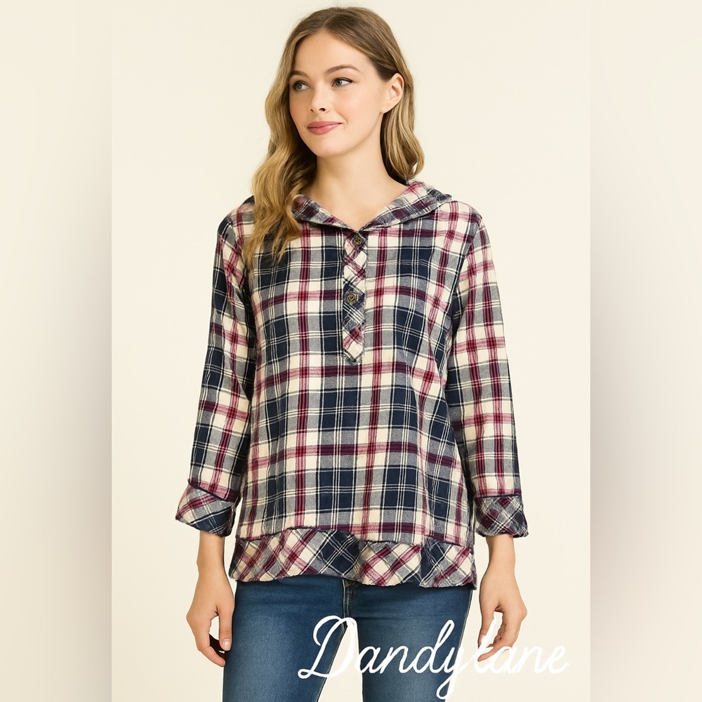 Crescent Plaid Hooded Top Size Small ( NWOT)
